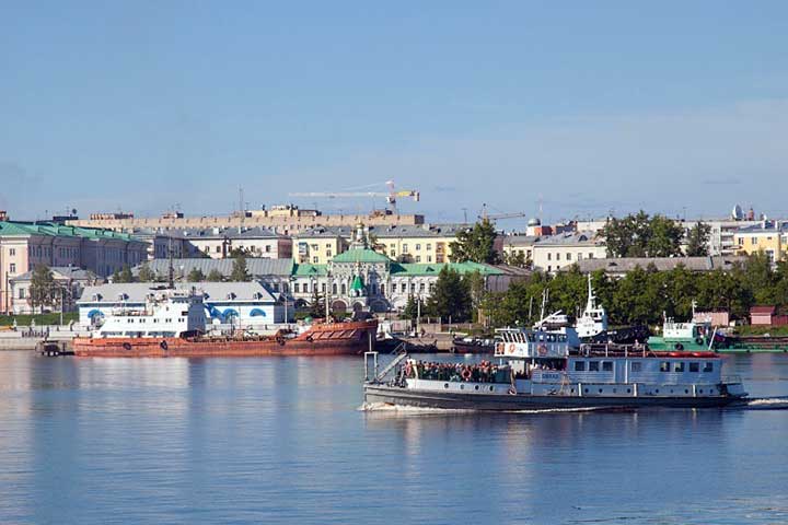 malye korely arkhangelsk city excursion dvina river bank museum russia